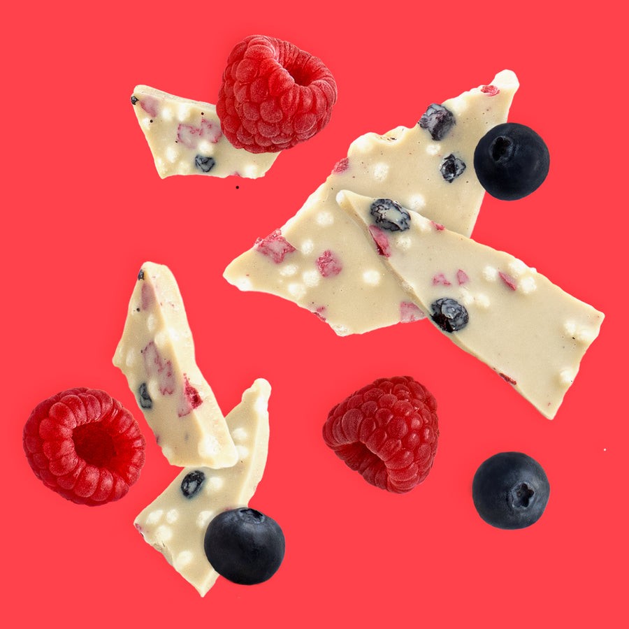 Vegan white chocolate bar hip berry crunch