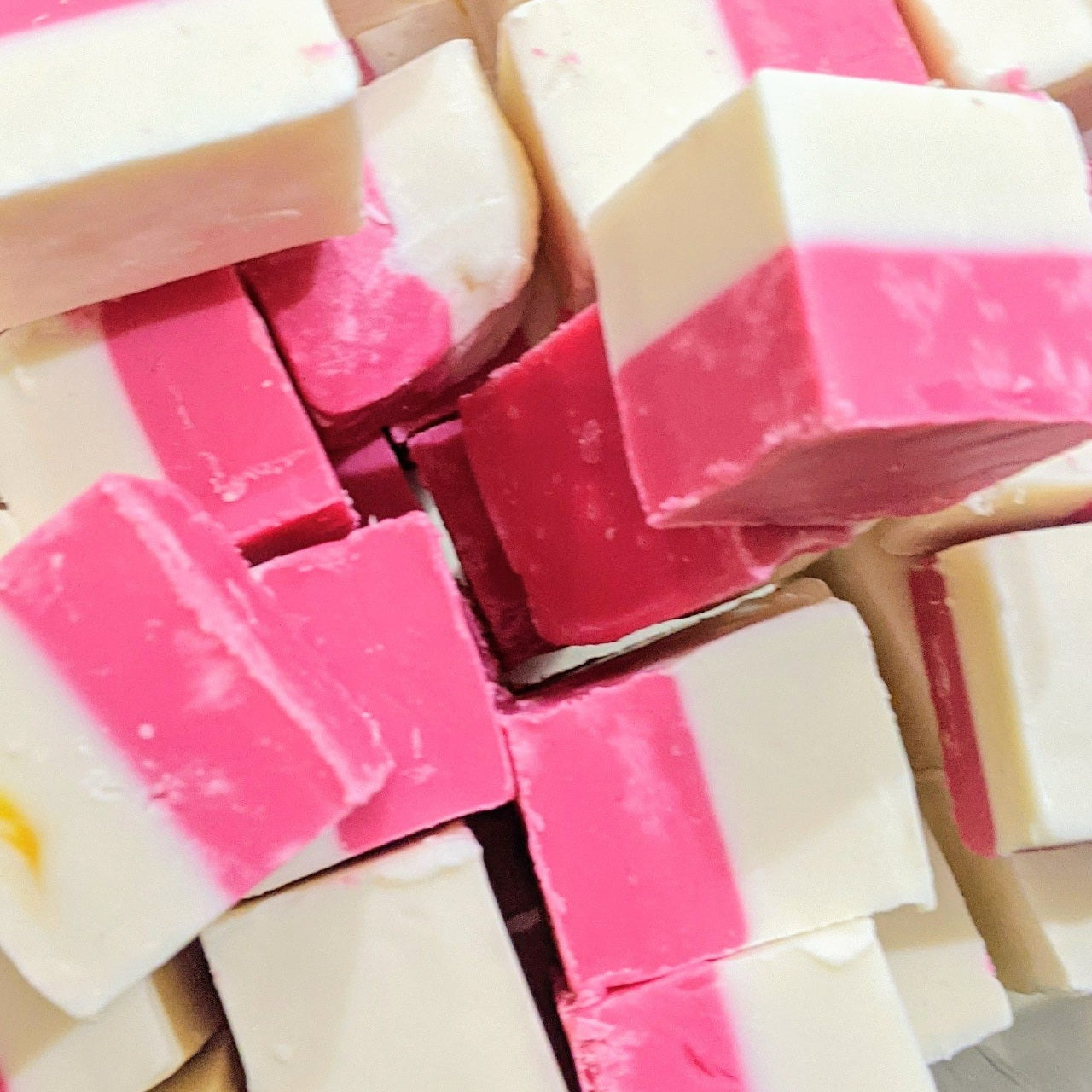 vegan strawberry and cream fudge