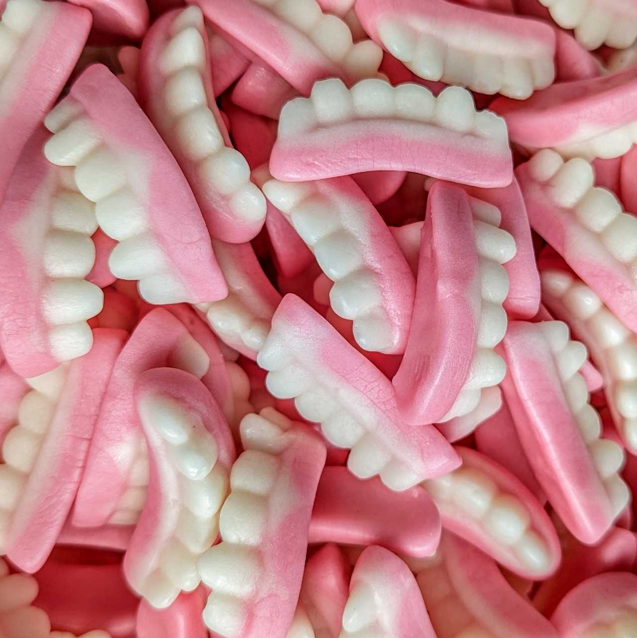 Gummy Teeth Vesweeties